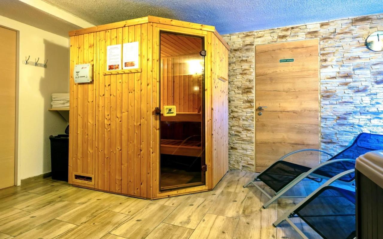 Hotel Stará škola na Šumavě Hořice na Šumavě Exteriér fotografie